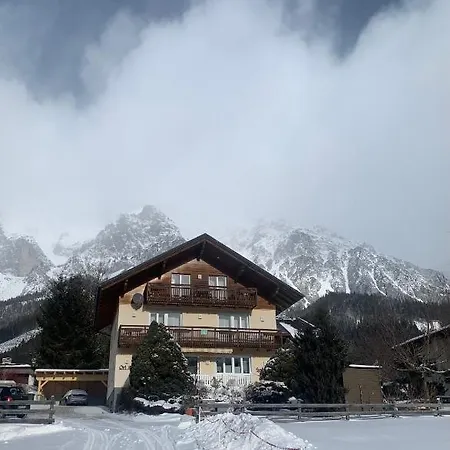 Διαμέρισμα Haus Anna *